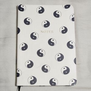 🇬🇪🔺️NWOT Eccolo White w/Black Yin & Yang Lined Notebook/Journal